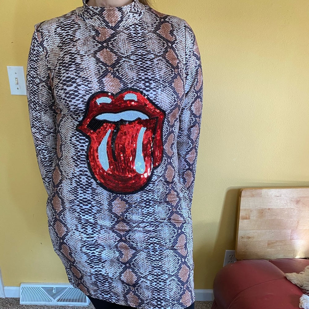 NEW. Crocodile dress with Rolling Stones tongue.